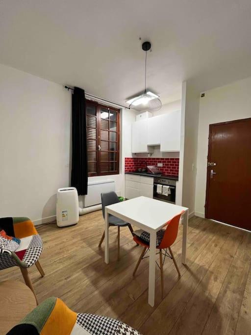 2 Room Flat Тулуза Екстер'єр фото